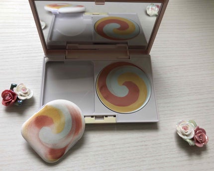 カラーブレンドグローファンデーション/ディエム クルール/クリーム・エマルジョンファンデーションを使ったクチコミ(2枚目)