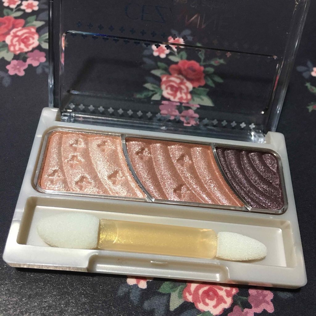 トーンアップアイシャドウ/CEZANNE/アイシャドウパレットを使ったクチコミ（2枚目）