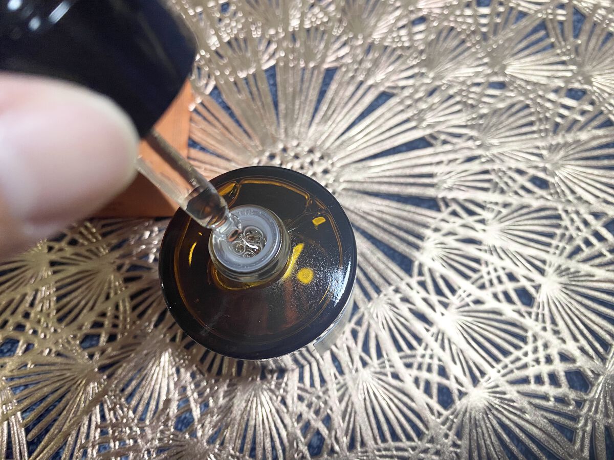 サークルビーム - Under Eye Serum/elloher/美容液を使ったクチコミ（3枚目）