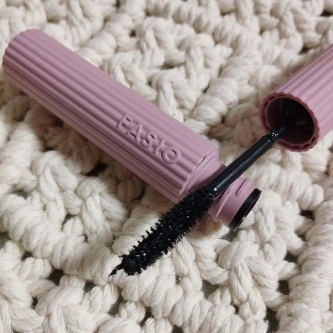 まつパ級 フィルム マスカラ (ロング&ボリューム)/FASIO/マスカラを使ったクチコミ（3枚目）