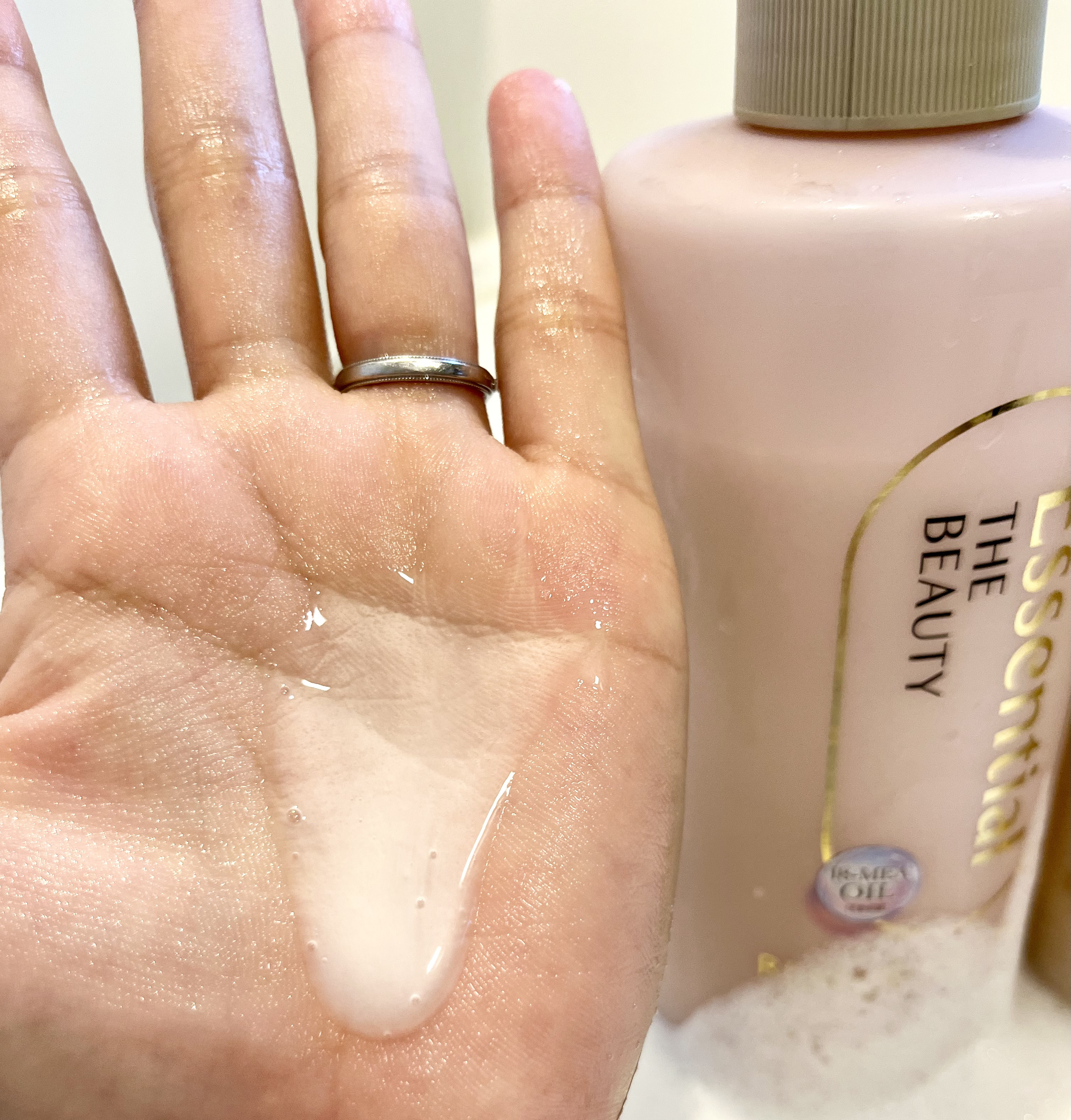 ザビューティ リペアシャンプー・コンディショナー/エッセンシャル/市販シャンプーを使ったクチコミ（2枚目）