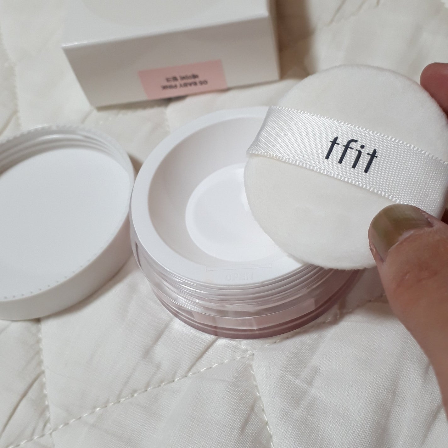 トランスルーセントセットフィニッシングパウダー/TFIT/ルースパウダーを使ったクチコミ(3枚目)