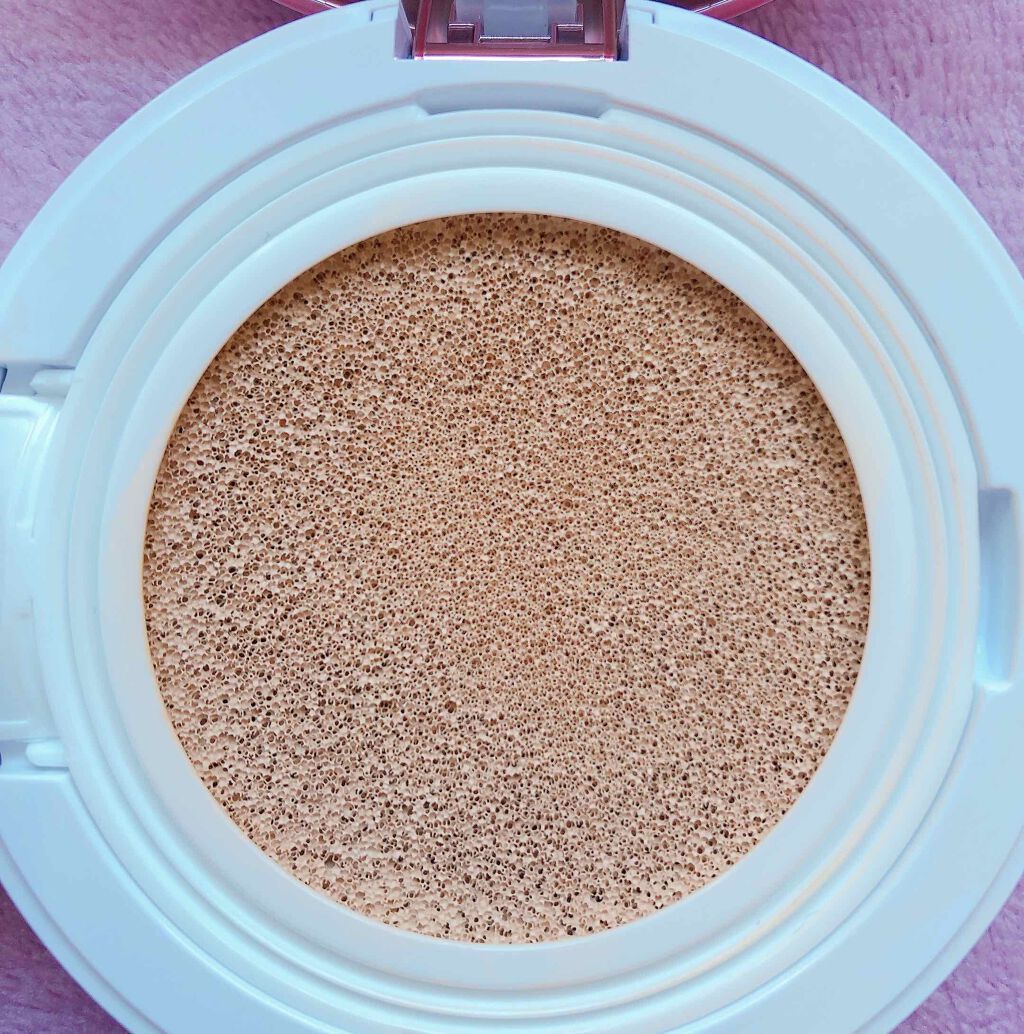 ブライトプラス ブライトニング クッションファンデーション/CLARINS/クッションファンデーションを使ったクチコミ（2枚目）