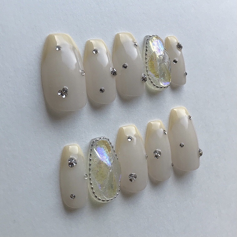 グレースジェルベース/グレースジェル/ジェルネイルを使ったクチコミ（2枚目）