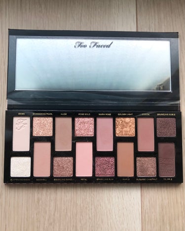 ボーン ディス ウェイ ザ ナチュラル ヌード アイシャドウ パレット/Too Faced/パウダーアイシャドウを使ったクチコミ（2枚目）