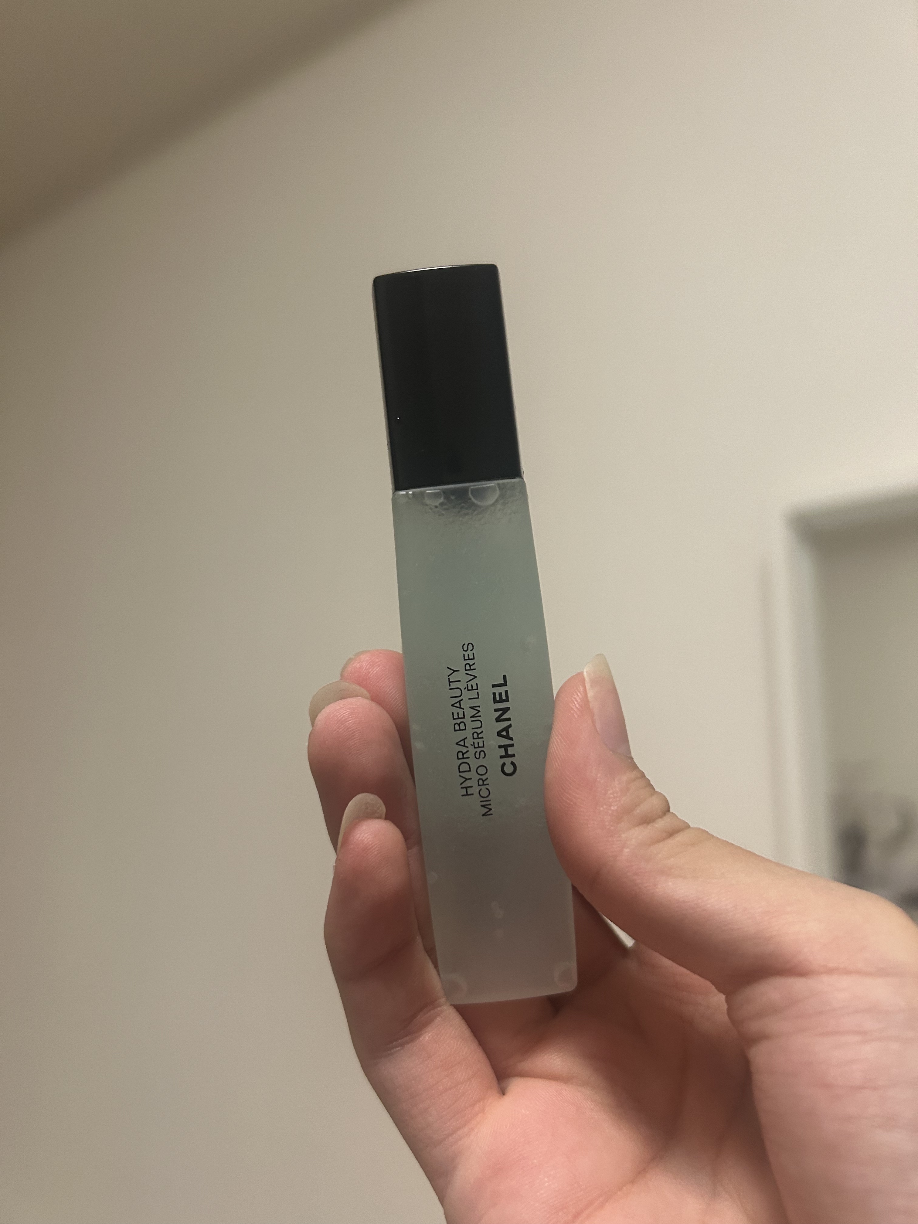 CHANEL 美容液　リップ イドゥラ ビューティ マイクロ リップ セラム アイケア/リップケア