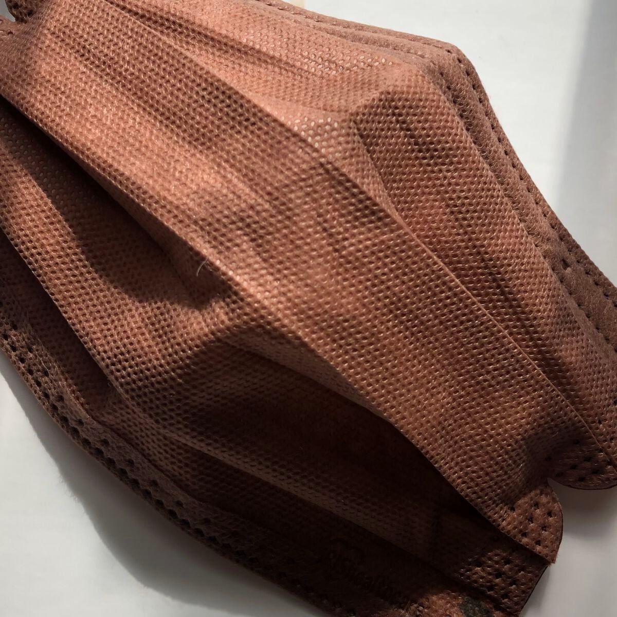 おさとう@フォロバ on LIPS 「イエベ秋が盛れるブラウンマスク!🤎Qoo10のアイリスオーヤマ..」(3枚目)