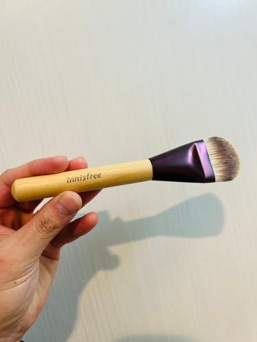 innisfree ファンデーション カバーブラシのクチコミ「フェイスブラシ初心者です。
初めてのファンデーションブラシを大好きなイニスフリーで購入してみま.....」（1枚目）