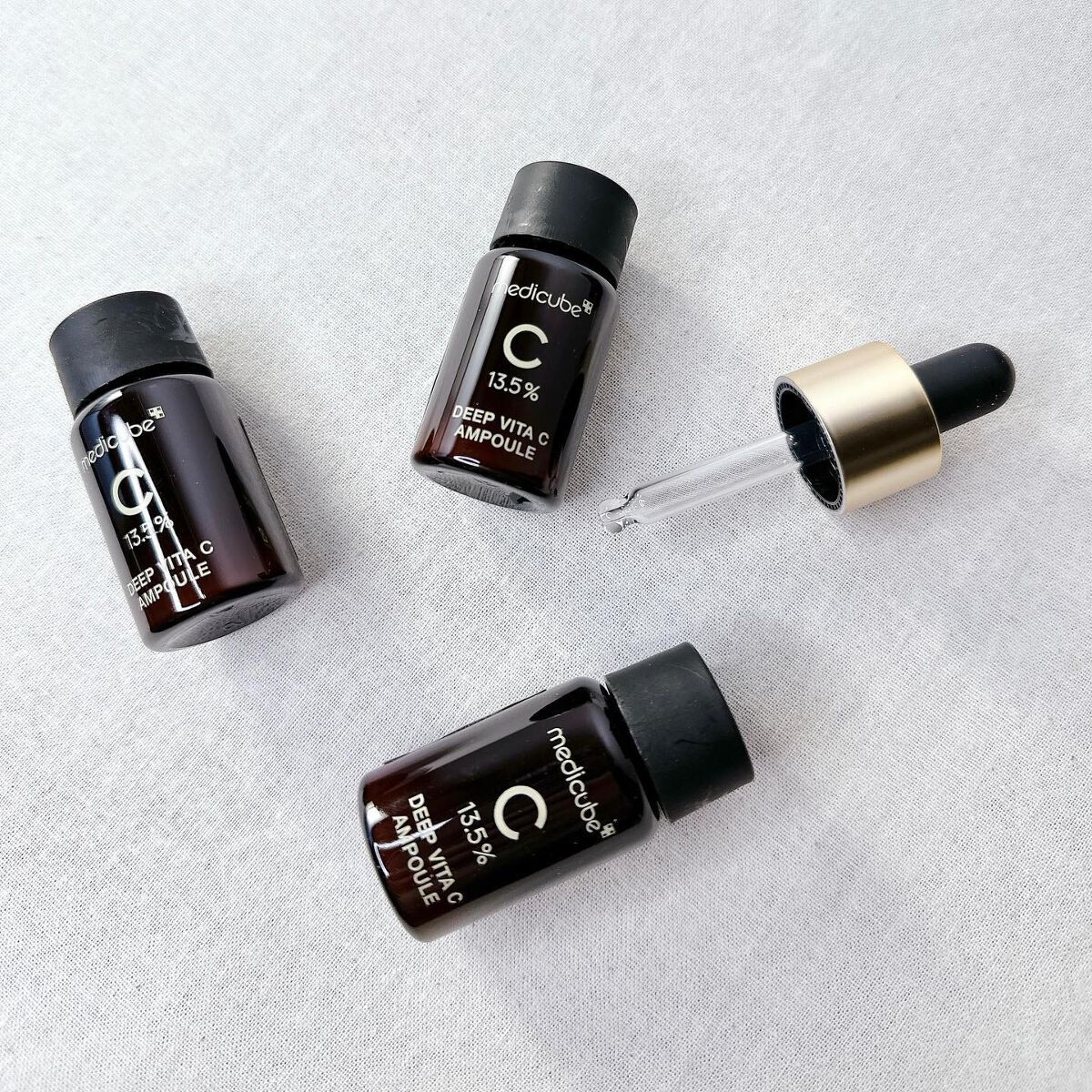ディープビタCアンプル/MEDICUBE/美容液を使ったクチコミ(2枚目)