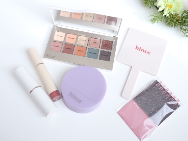 hince 　Lucky Box

新春の初買い物はhinceの福袋♪

今回ファンデ、バーム、リップともに好きな色を選べたのが嬉しいです！

ラディアンスバームのクリアがずっと欲しくて念願叶いました☆
乾燥肌なのでラディアンスバームのうる