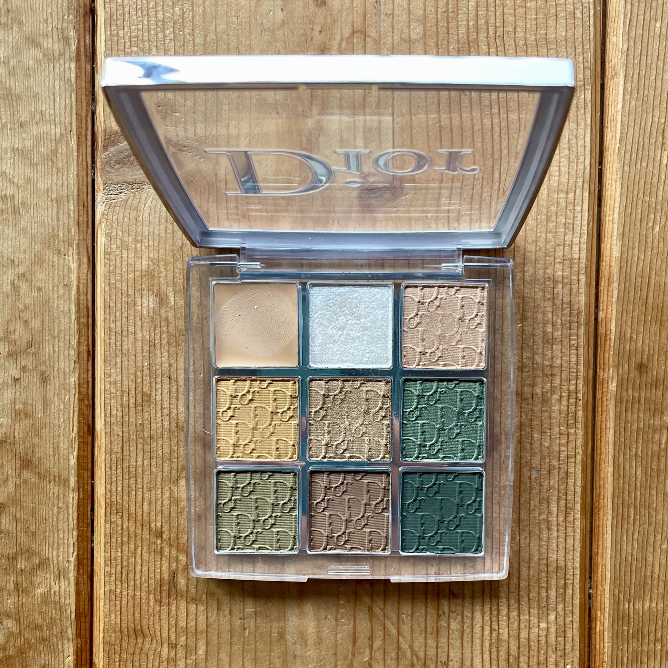 ディオール バックステージ アイ パレット 008 カーキ/Dior/アイシャドウパレットを使ったクチコミ（1枚目）