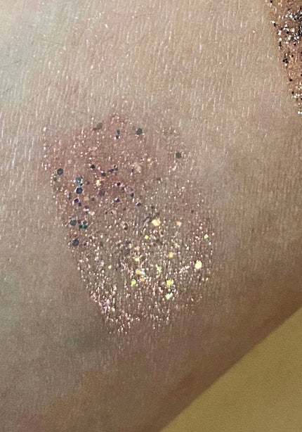 グリッター イルミネーションライナー R/CipiCipi/リキッドアイライナーを使ったクチコミ(2枚目)