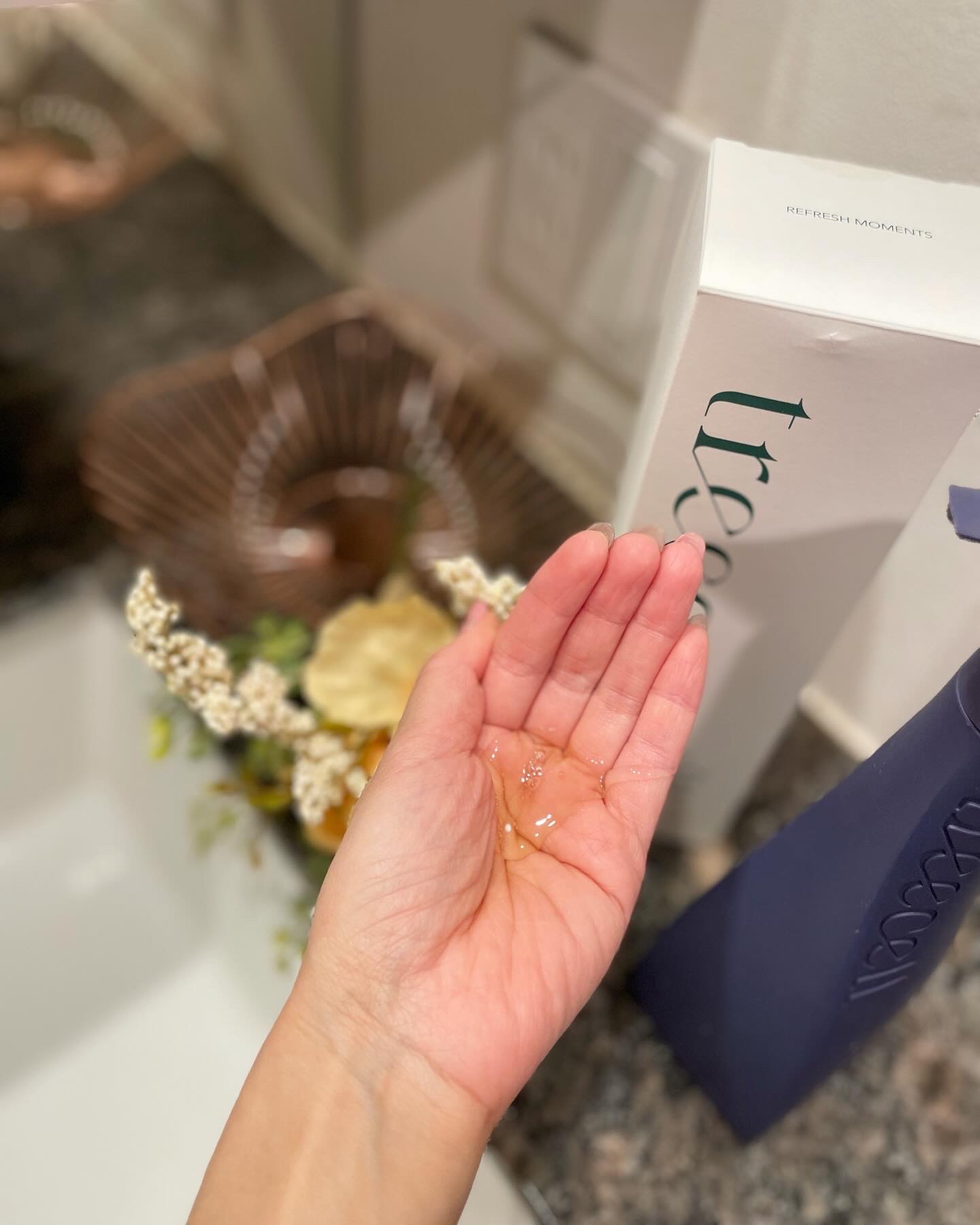 ナイトコラーゲンシャンプーミッドナイトフォレスト/treecell/市販シャンプーを使ったクチコミ（3枚目）