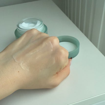 ピュアアルテミシア カーミングウォータークリーム/HANYUL(ハンユル)/フェイスクリームを使ったクチコミ(4枚目)