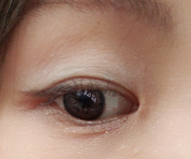 「密着アイライナー」しなやか筆リキッド/デジャヴュ/リキッドアイライナーを使ったクチコミ（3枚目）