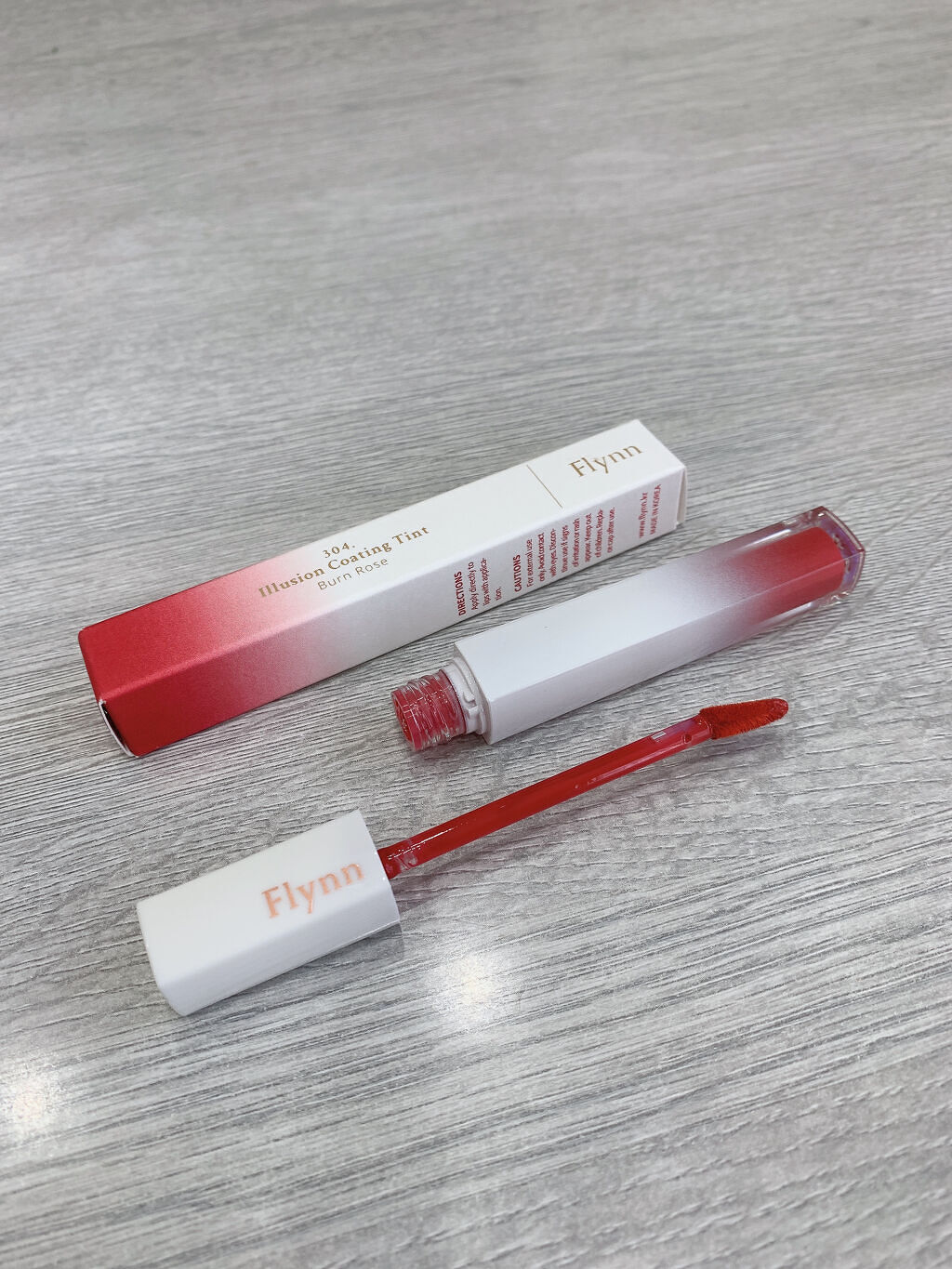 イリュージョンコーティングティント/Flynn/リップティントを使ったクチコミ（1枚目）