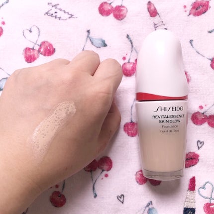 エッセンス スキングロウ ファンデーション/SHISEIDO/リキッドファンデーションを使ったクチコミ(2枚目)