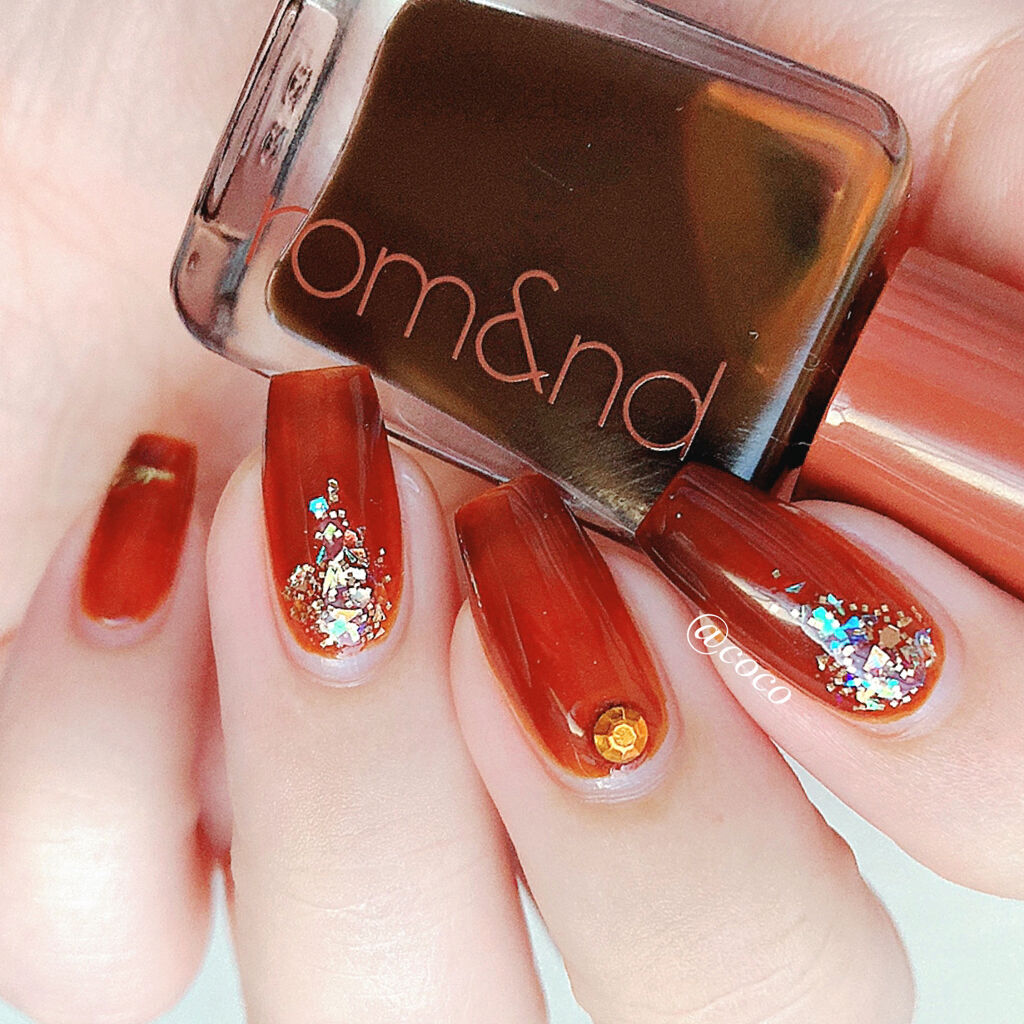 ムードペブルネイル/rom&nd/マニキュアを使ったクチコミ（2枚目）