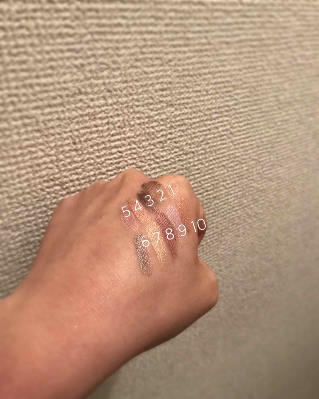 スパークリングアイグロス/スウィーツ スウィーツ/リキッドアイシャドウを使ったクチコミ(1枚目)