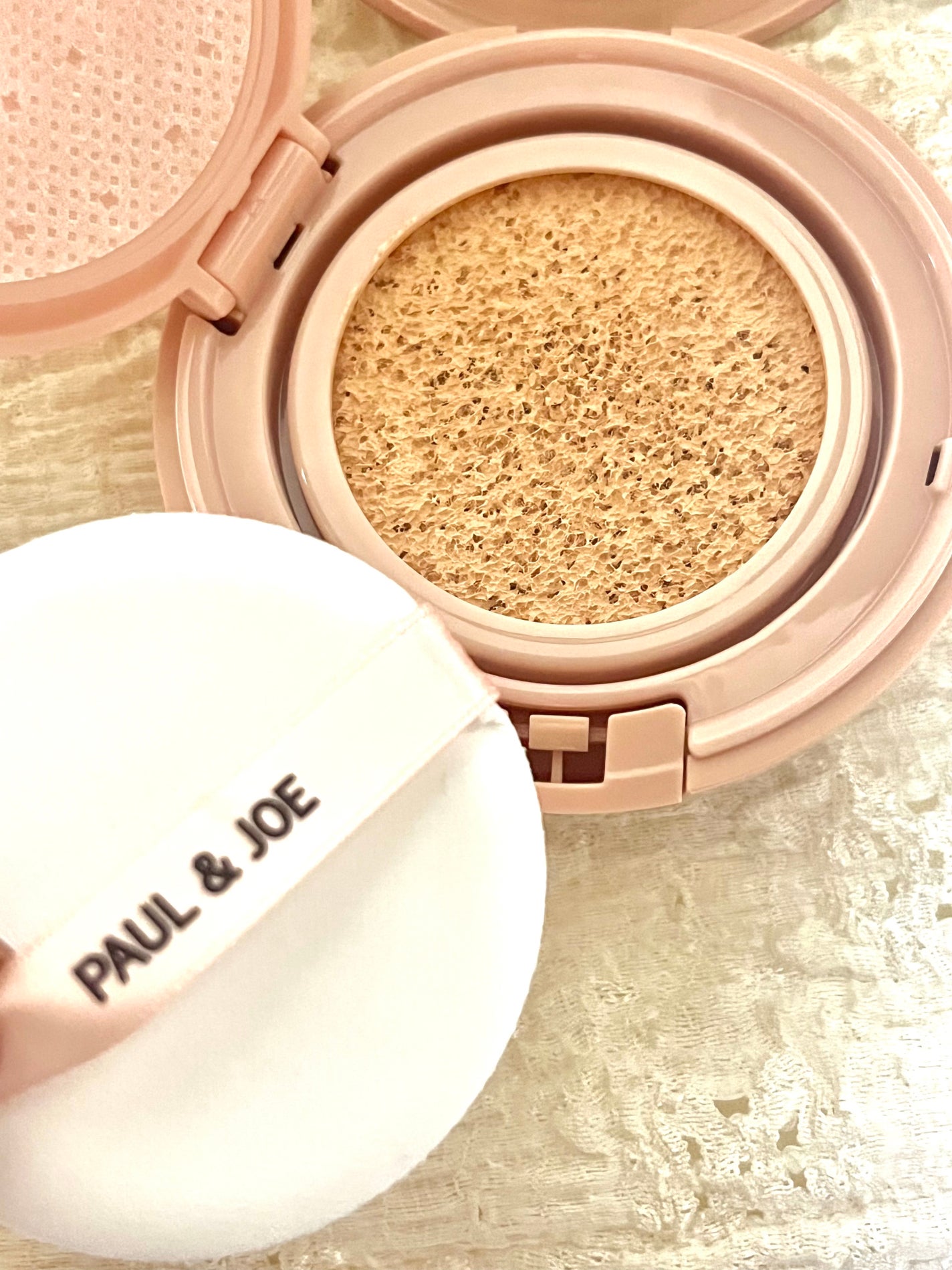 シースルー ヴェール コンパクト/PAUL & JOE BEAUTE/ファンデーションを使ったクチコミ(1枚目)