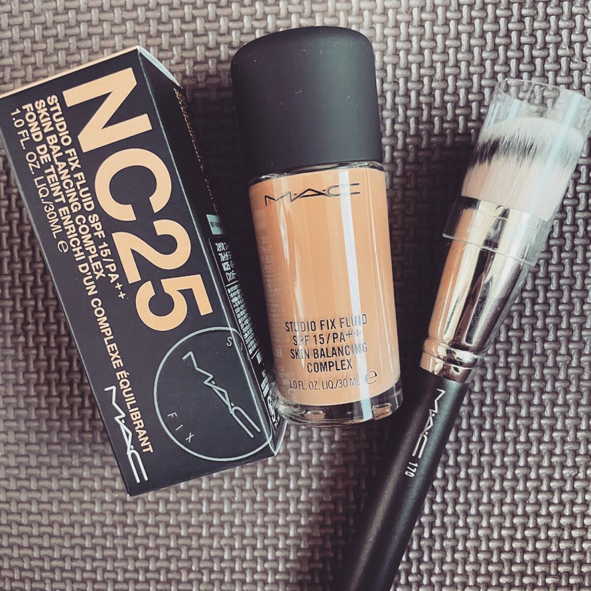 スタジオフィックス フルイッド SPF 15/M・A・C/リキッドファンデーションを使ったクチコミ(1枚目)