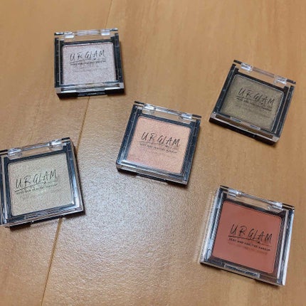 UR GLAM POWDER EYESHADOW/U R GLAM/単色アイシャドウを使ったクチコミ(1枚目)