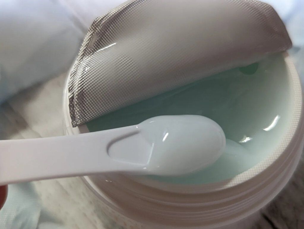 ミルキージェル　オイルコントロール/アベンヌ/オールインワン化粧品を使ったクチコミ（3枚目）