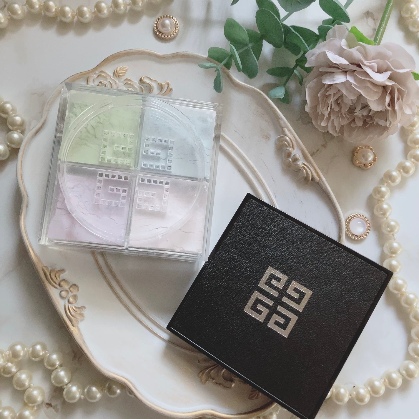 プリズム・リーブル/GIVENCHY/ルースパウダーを使ったクチコミ(3枚目)