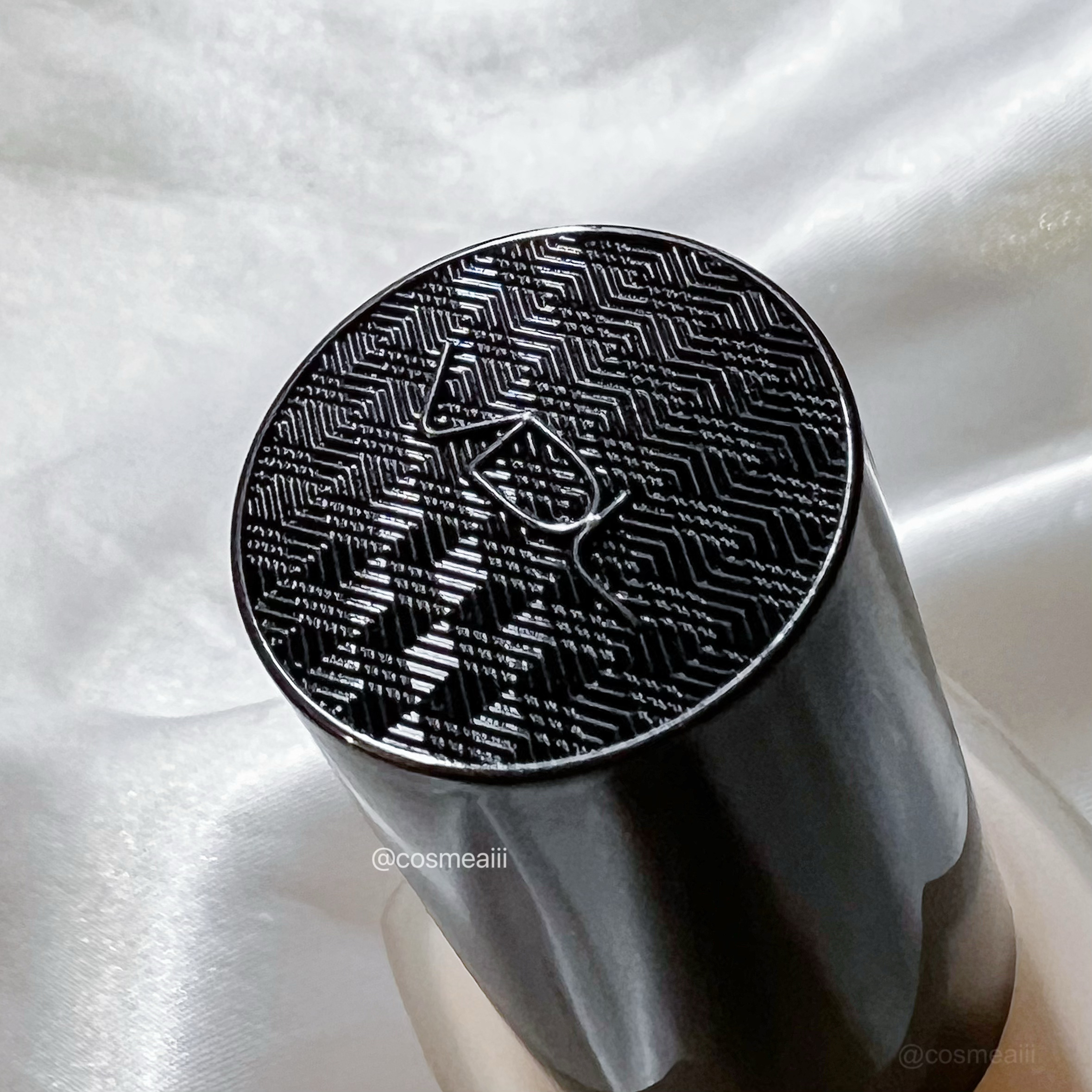 カバーステイン パーフェクティング ファンデーション/VDL/リキッドファンデーションを使ったクチコミ（3枚目）