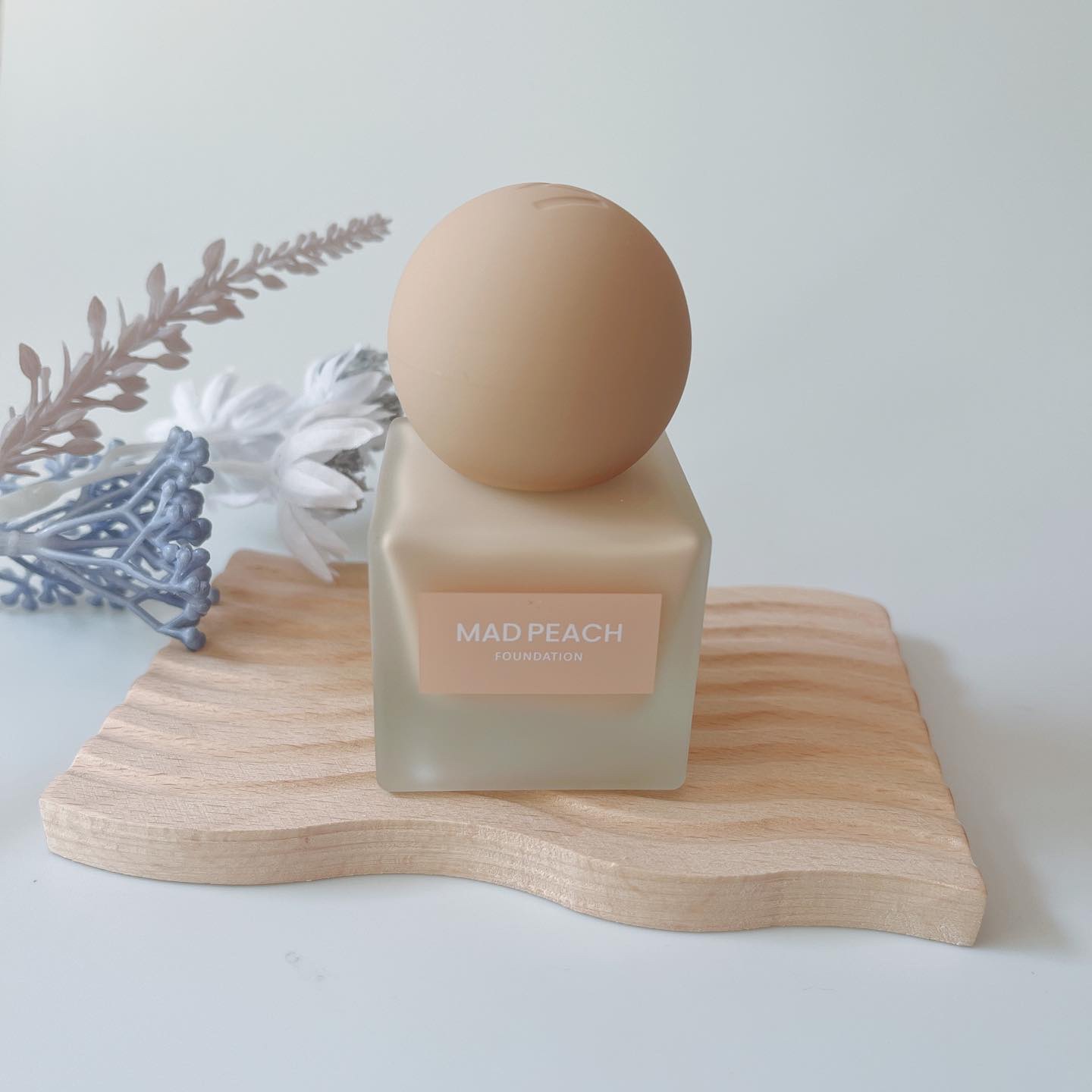 マッドピーチ スタイルフィットファンデーション 1.0 グローベージュ(GLOW BEIGE)/MAD PEACH/リキッドファンデーションを使ったクチコミ（1枚目）