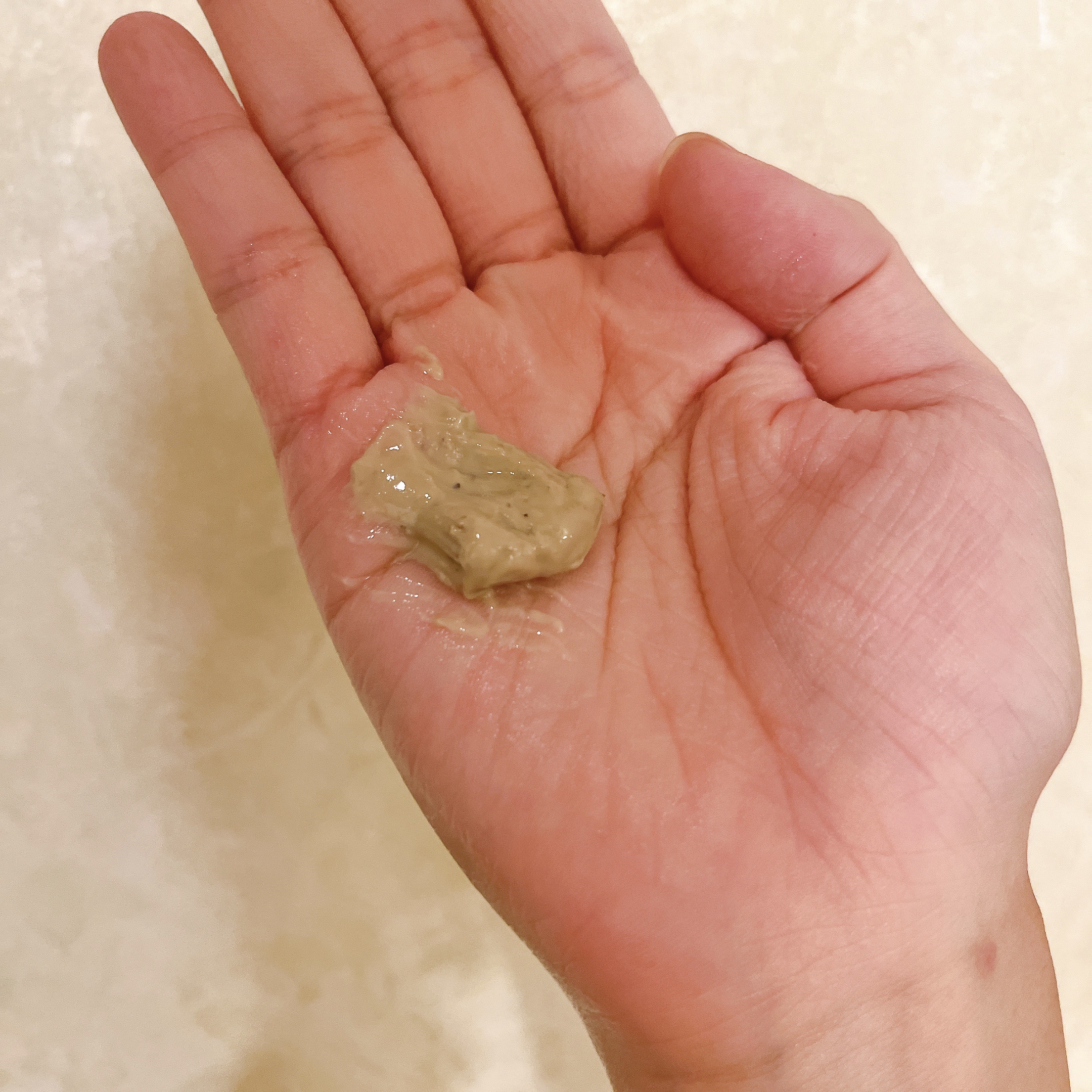 グロービタ フェイシャルスクラブ オレンジ＆ネロリ/AROMATICA/スクラブ・ゴマージュを使ったクチコミ（2枚目）