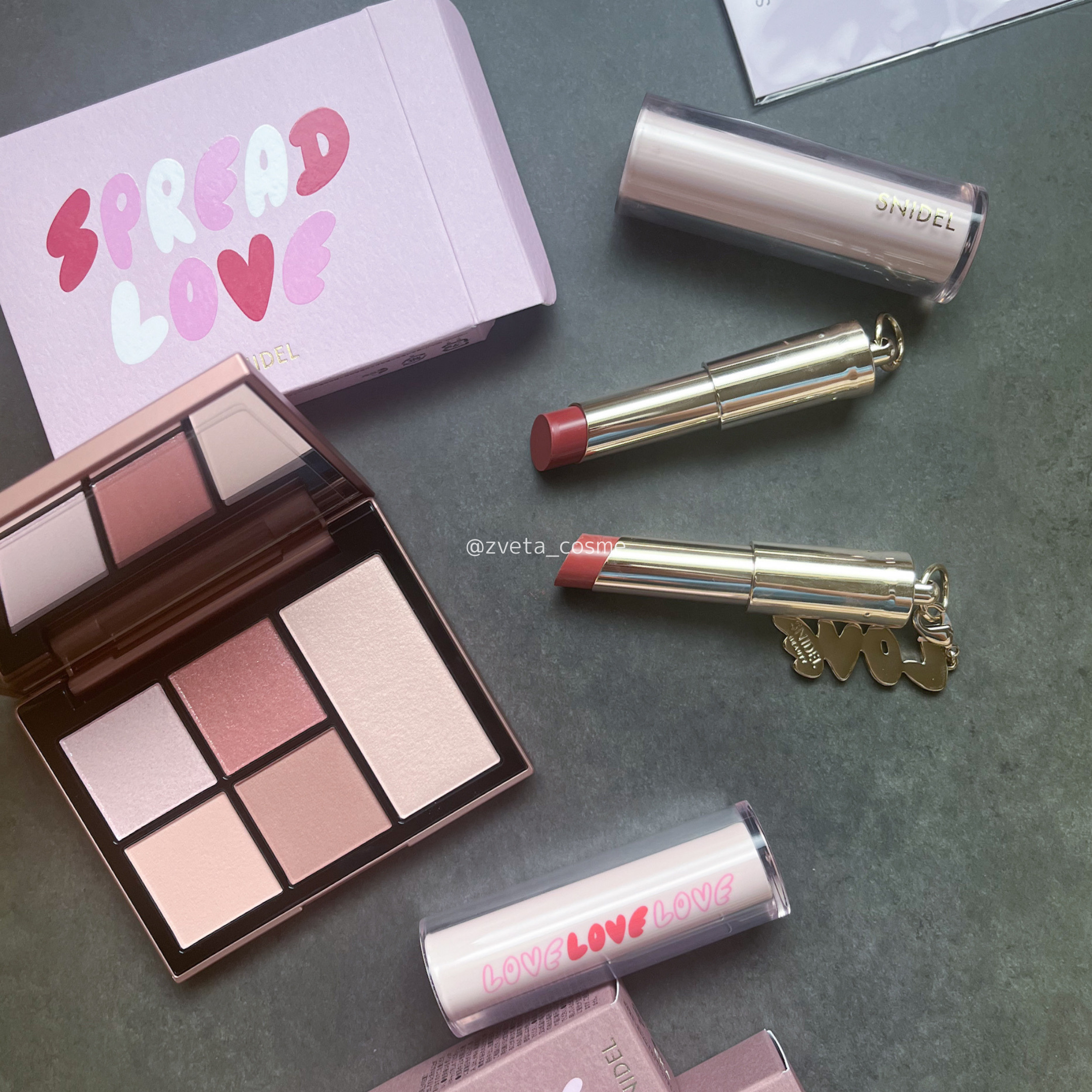 フェイス スタイリスト/SNIDEL BEAUTY/アイシャドウパレットを使ったクチコミ（3枚目）