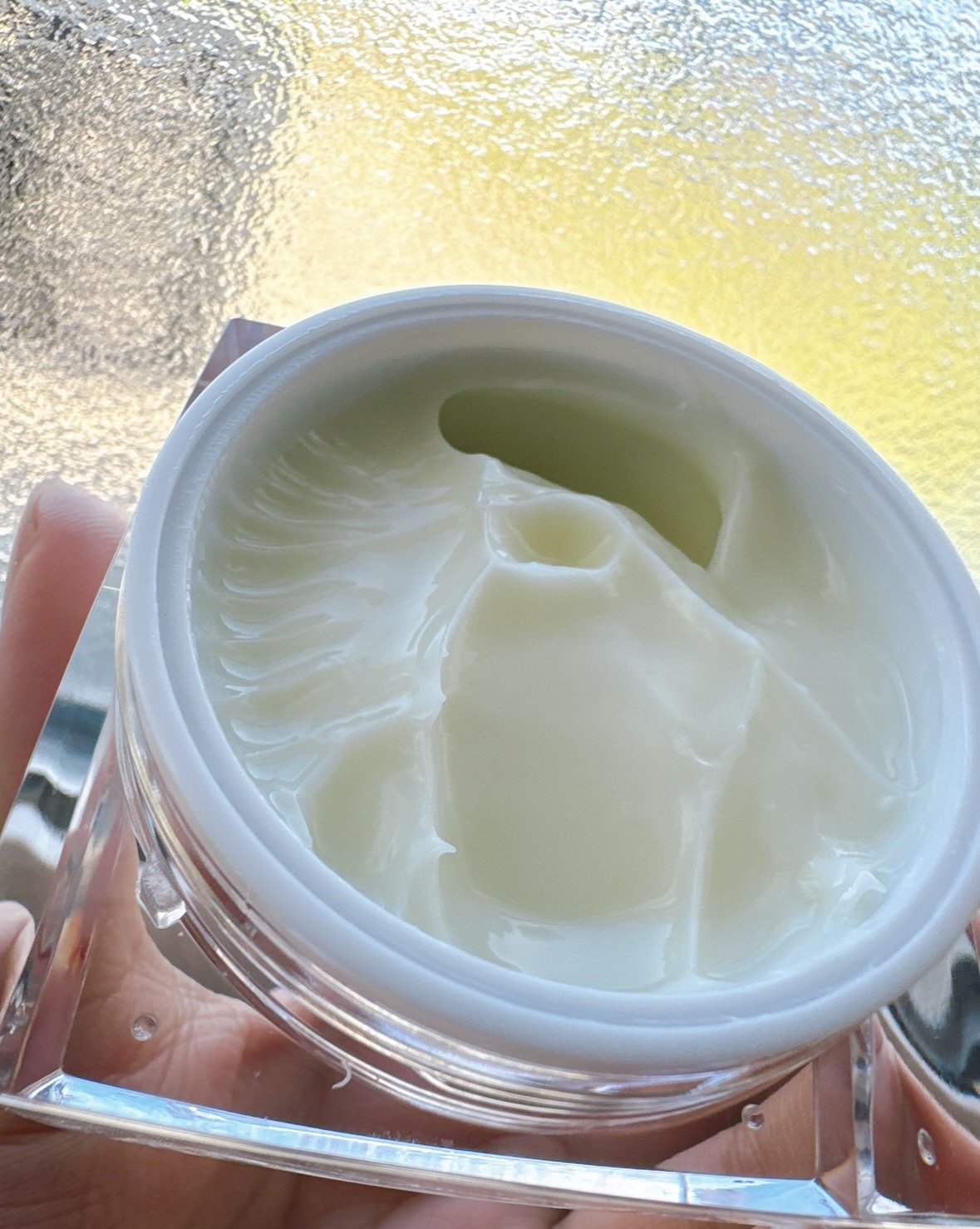 5番 白玉グルタチオンCメラゼロクリーム/numbuzin/フェイスクリームを使ったクチコミ（2枚目）