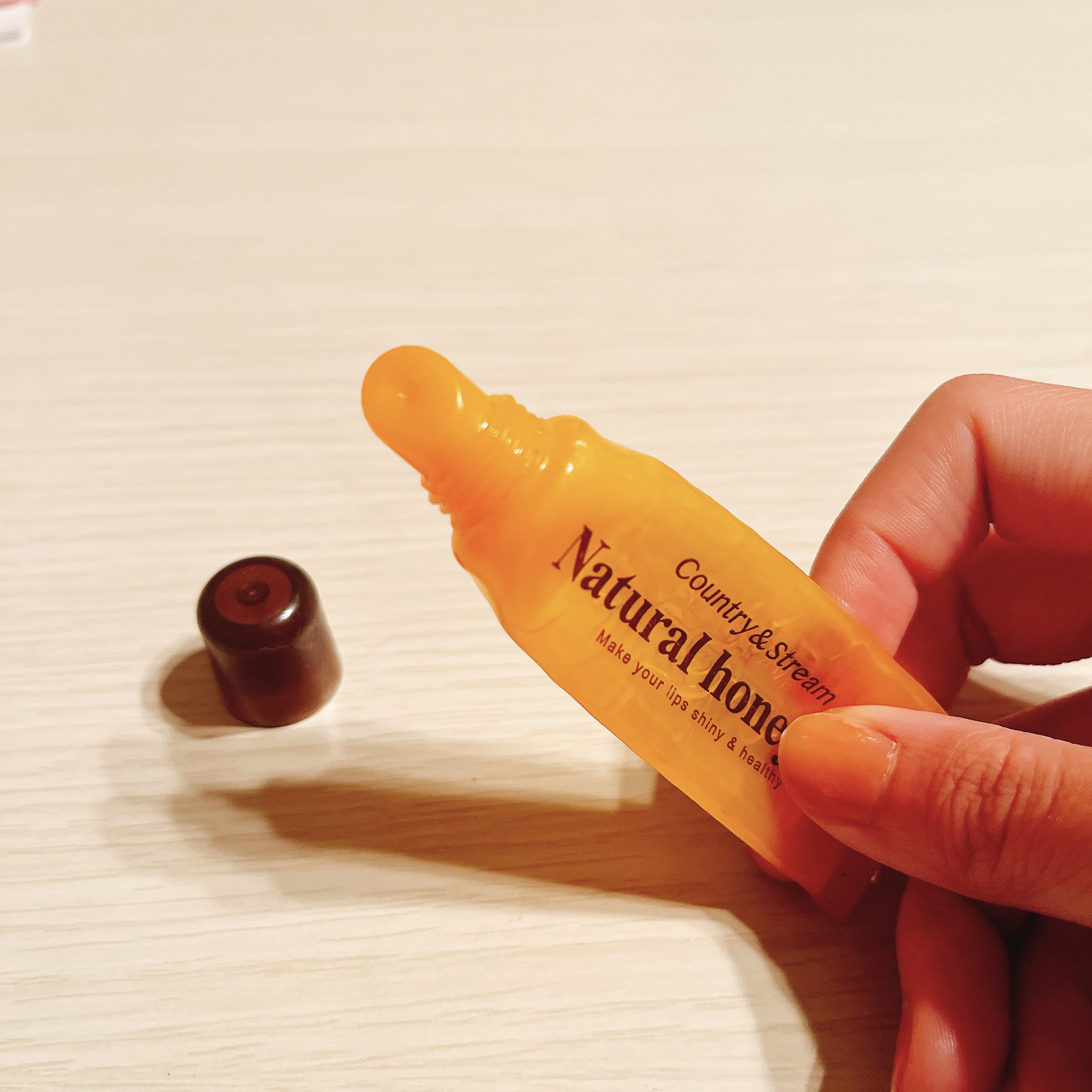ハニーフルリップ HM/カントリー&ストリーム/リップ美容液を使ったクチコミ（2枚目）
