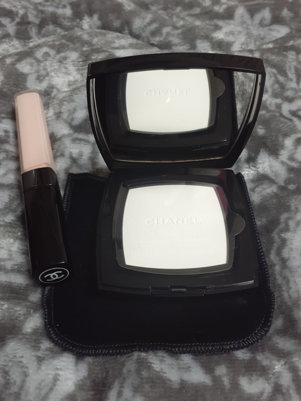 ル コレクトゥール ドゥ シャネル/CHANEL/リキッドコンシーラーを使ったクチコミ（2枚目）