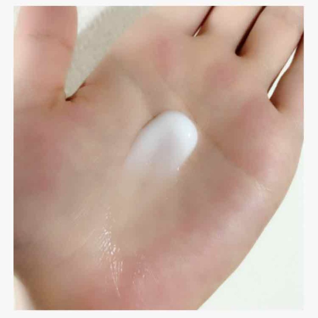 プレミアムボディミルク/ニベア/ボディミルクを使ったクチコミ(2枚目)