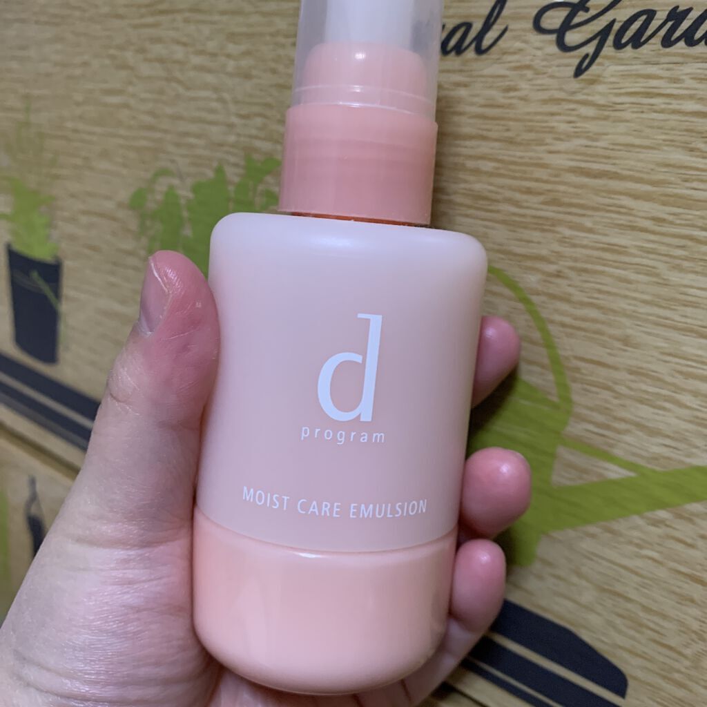 d プログラム モイストケア ローションのクチコミ「・化粧水の後、手のひらにディスペンサー１回
    押し分をとり、顔全体にやさしくなじませます.....」（1枚目）