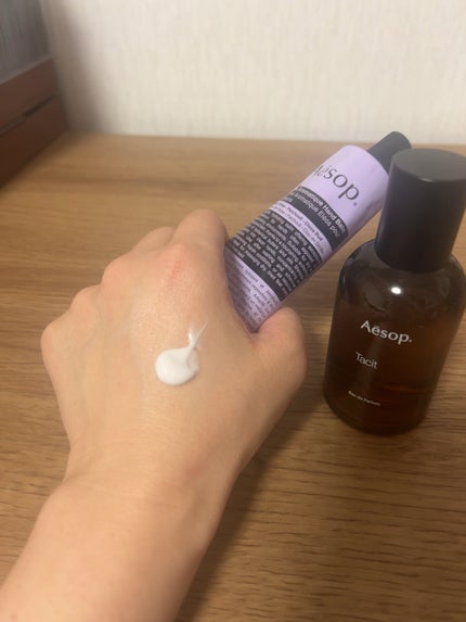 タシット オードパルファム/Aesop/香水(レディース)を使ったクチコミ(2枚目)