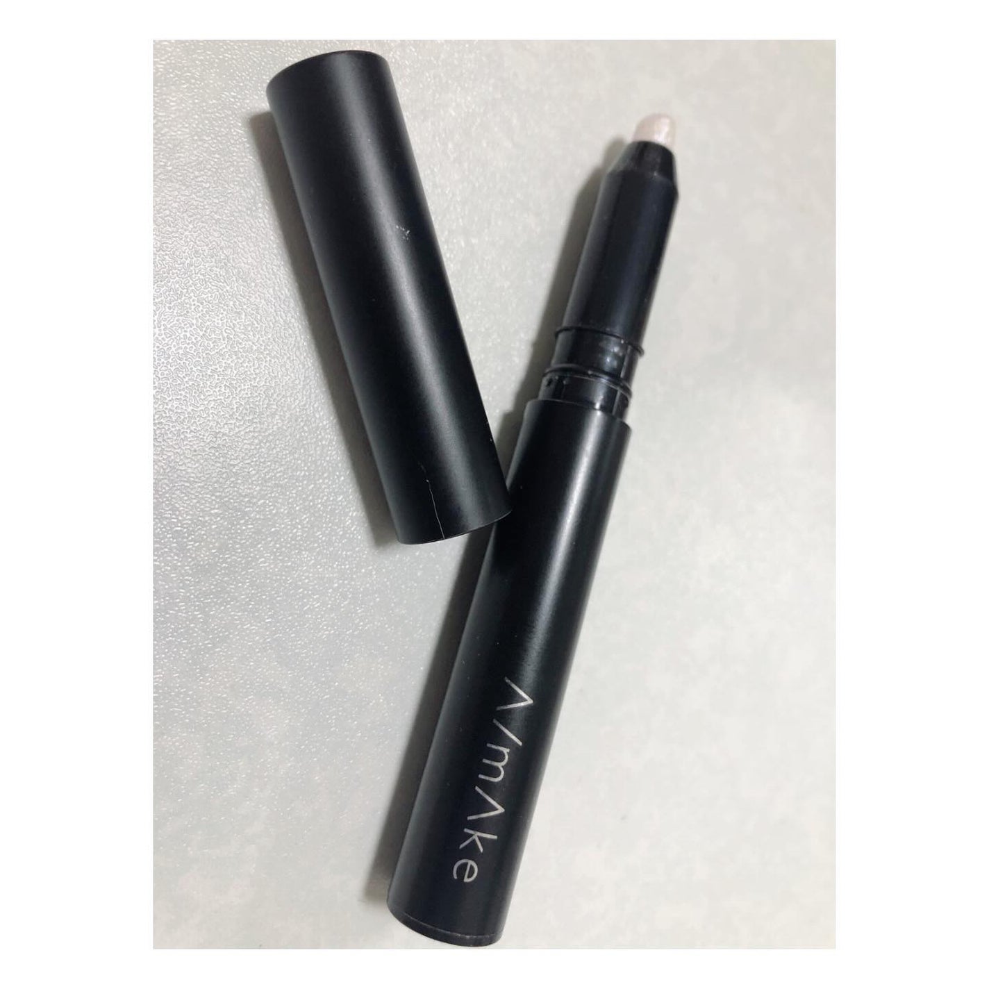 エーメイク グリッタースティック/A/mAke/グリッターを使ったクチコミ(2枚目)