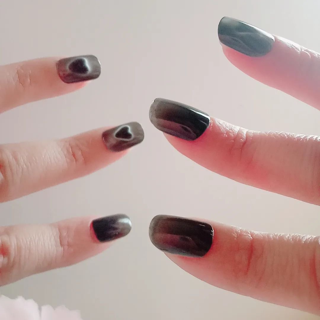 秋ネイルのネイルデザイン】1秒ネイルマジックプレス｜DASHINGDIVA