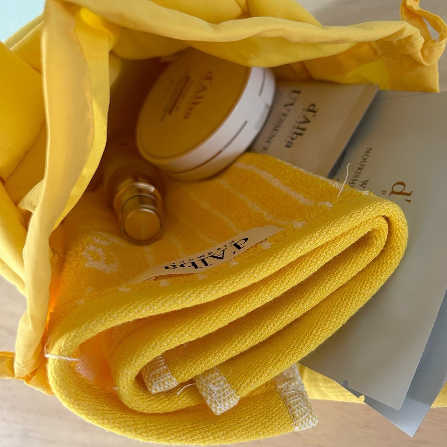 ウォータフルフレッシュサンクッション/ダルバ/日焼け止めローションを使ったクチコミ（2枚目）