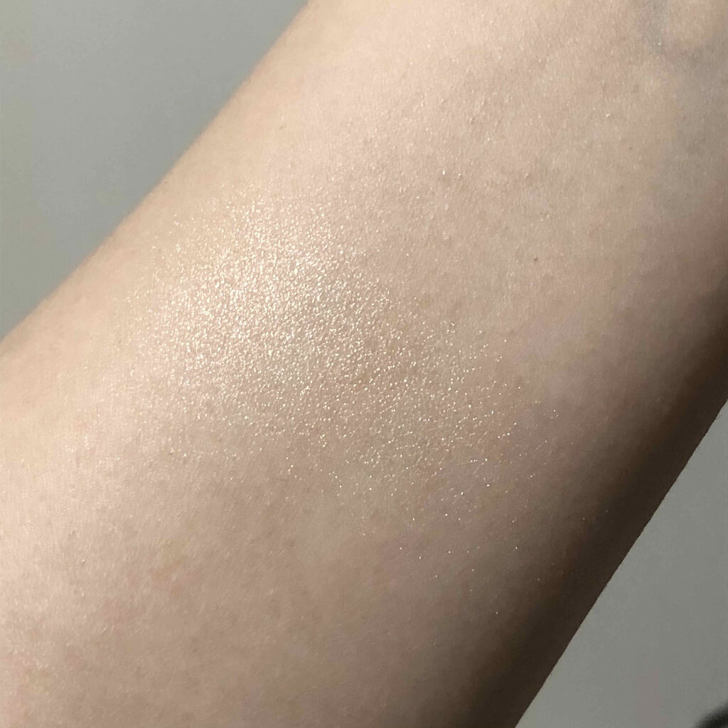 DOLCE&GABBANA BEAUTY バロックライト ハイライティングパウダーのクチコミ「❤️ DOLCE&GABBANA BEAUTY
       バロックライトハイライティングパ.....」（3枚目）