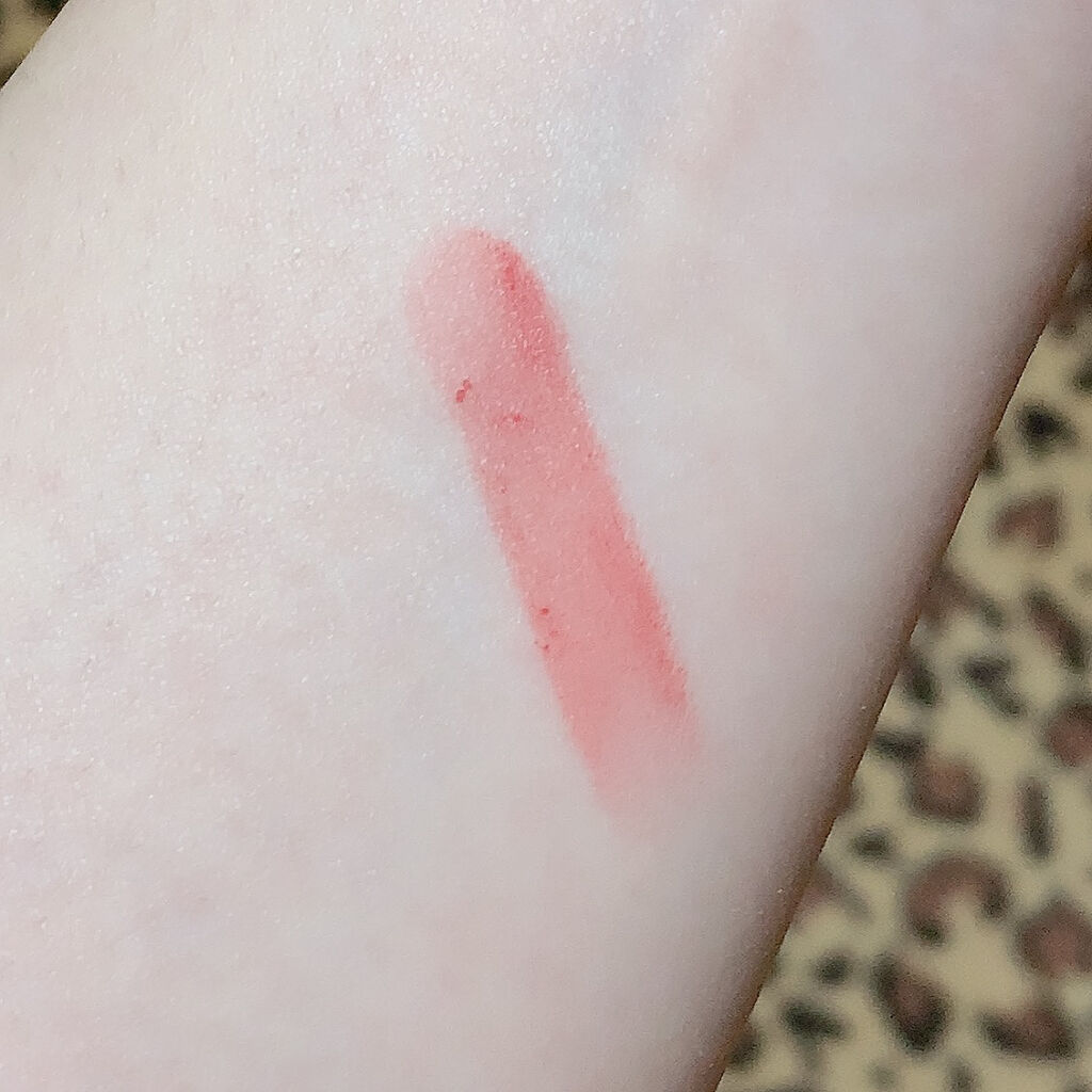 セリア CHEER me COLOR マットリップスティックのクチコミ「可愛い色でチョコの匂いがするリップってあたし的に得なリップ🙌🏻

色持ちはまぁまぁって感じだけ.....」（2枚目）