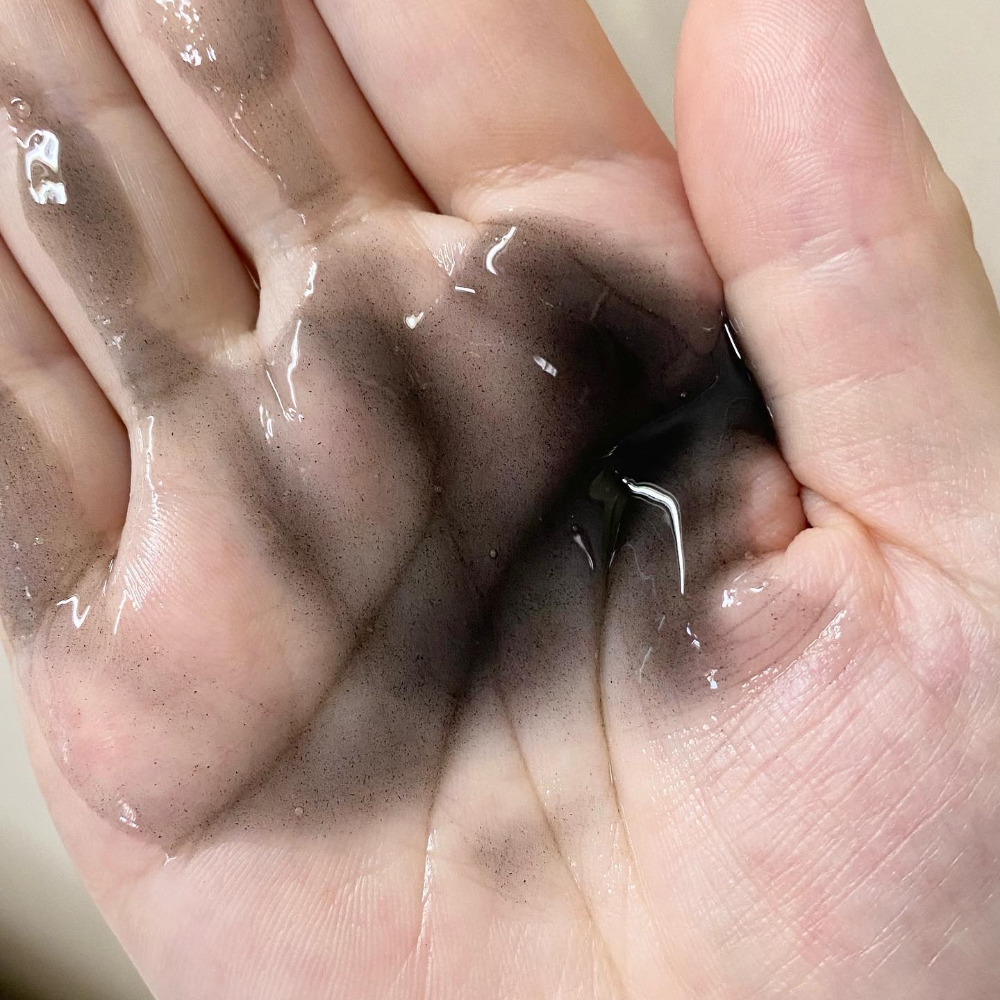 ブラックジェルクレンジング/.akaran/クレンジングジェルを使ったクチコミ（3枚目）