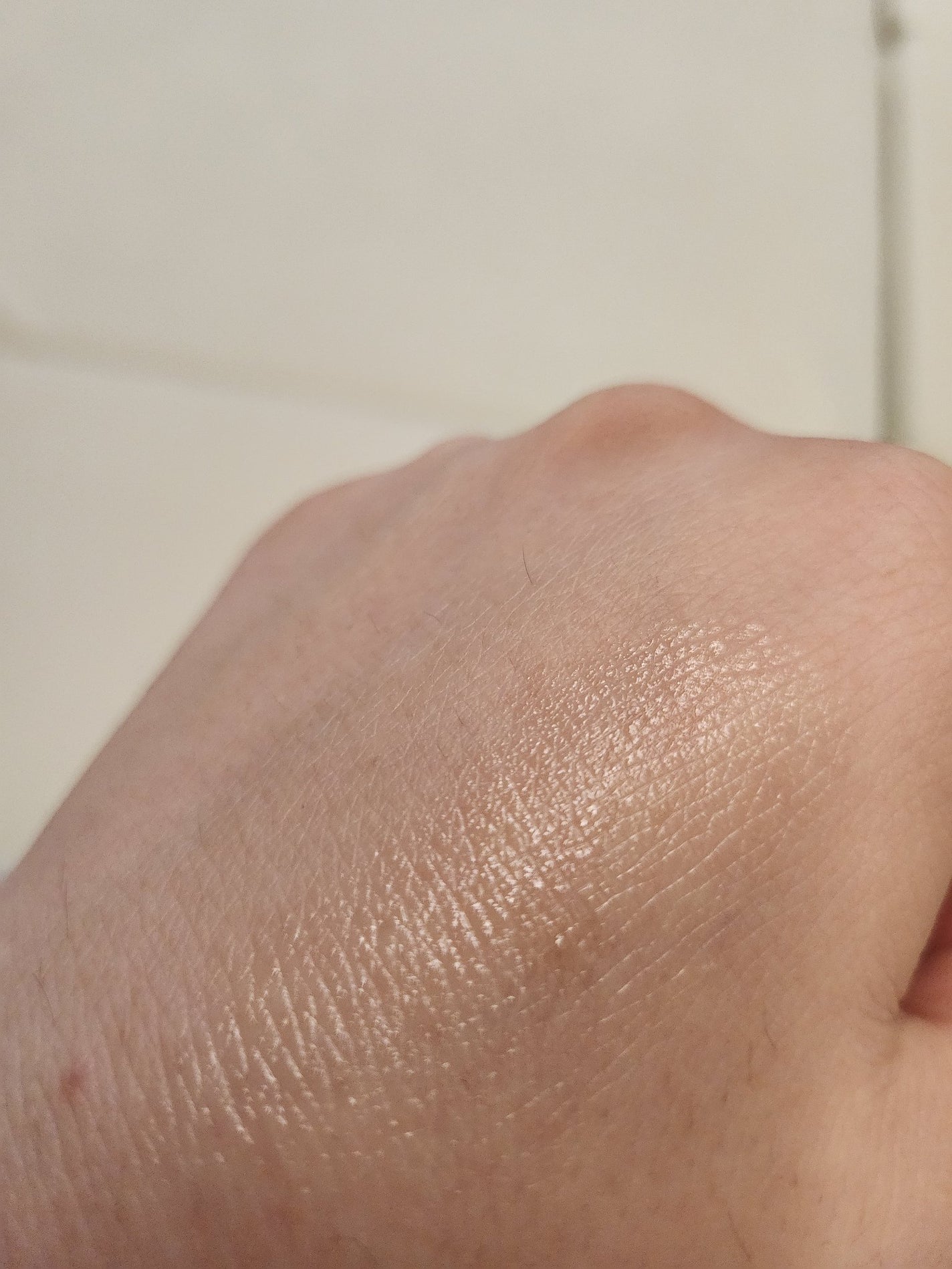 WRバウンス マルチバーム/KAHI/フェイスバームを使ったクチコミ(3枚目)