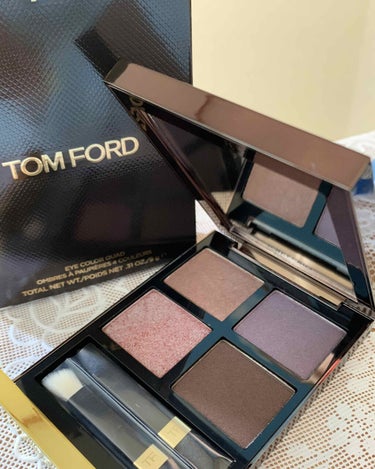 アイ カラー クォード/TOM FORD BEAUTY/パウダーアイシャドウを使ったクチコミ（1枚目）