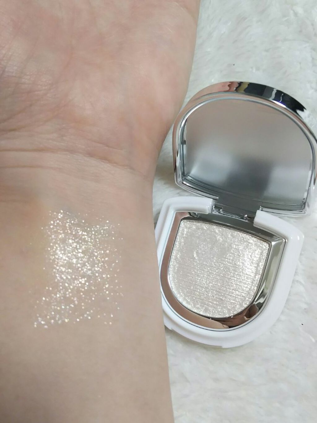 PERFECT DIARY (パーフェクトダイアリー)オートクチュール「タッチ」シングルアイシャドウ/PERFECT DIARY/単色アイシャドウを使ったクチコミ（2枚目）