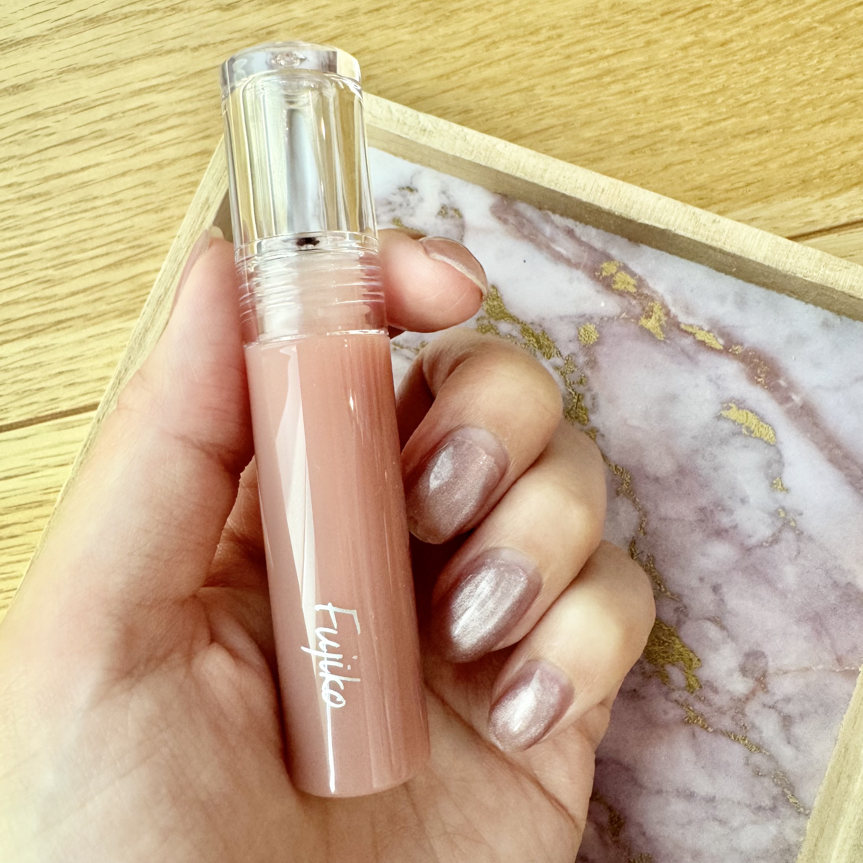 ニュアンスラップティント 02 珊瑚ローズ/Fujiko/リップティントを使ったクチコミ（2枚目）