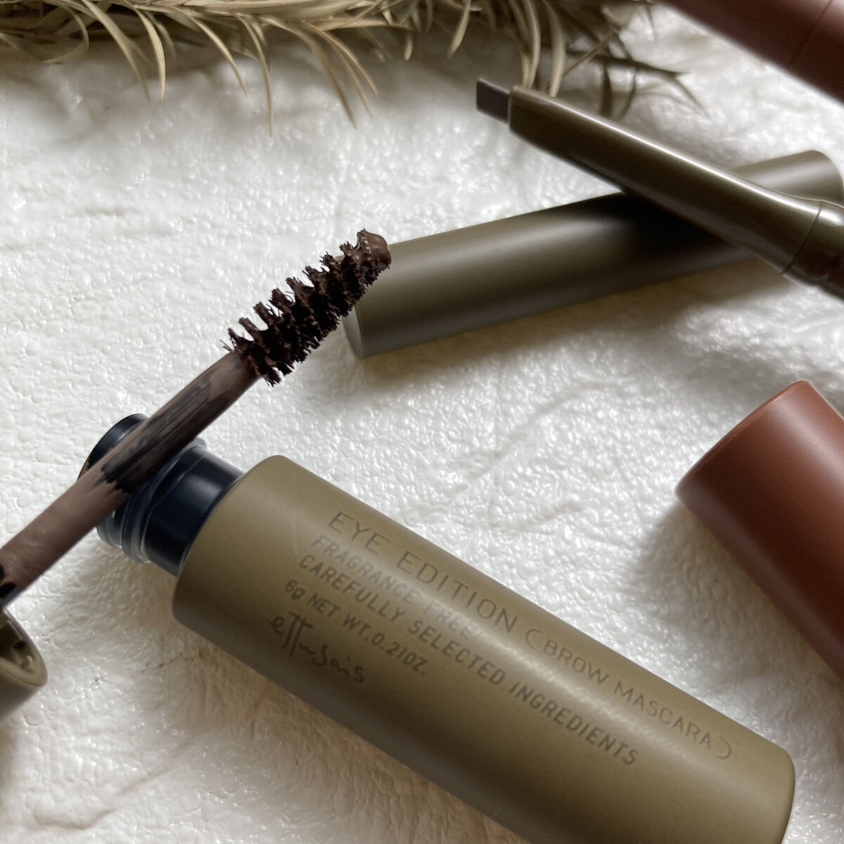 エテュセ アイエディション(ブロウマスカラ)/ettusais/眉マスカラを使ったクチコミ（2枚目）