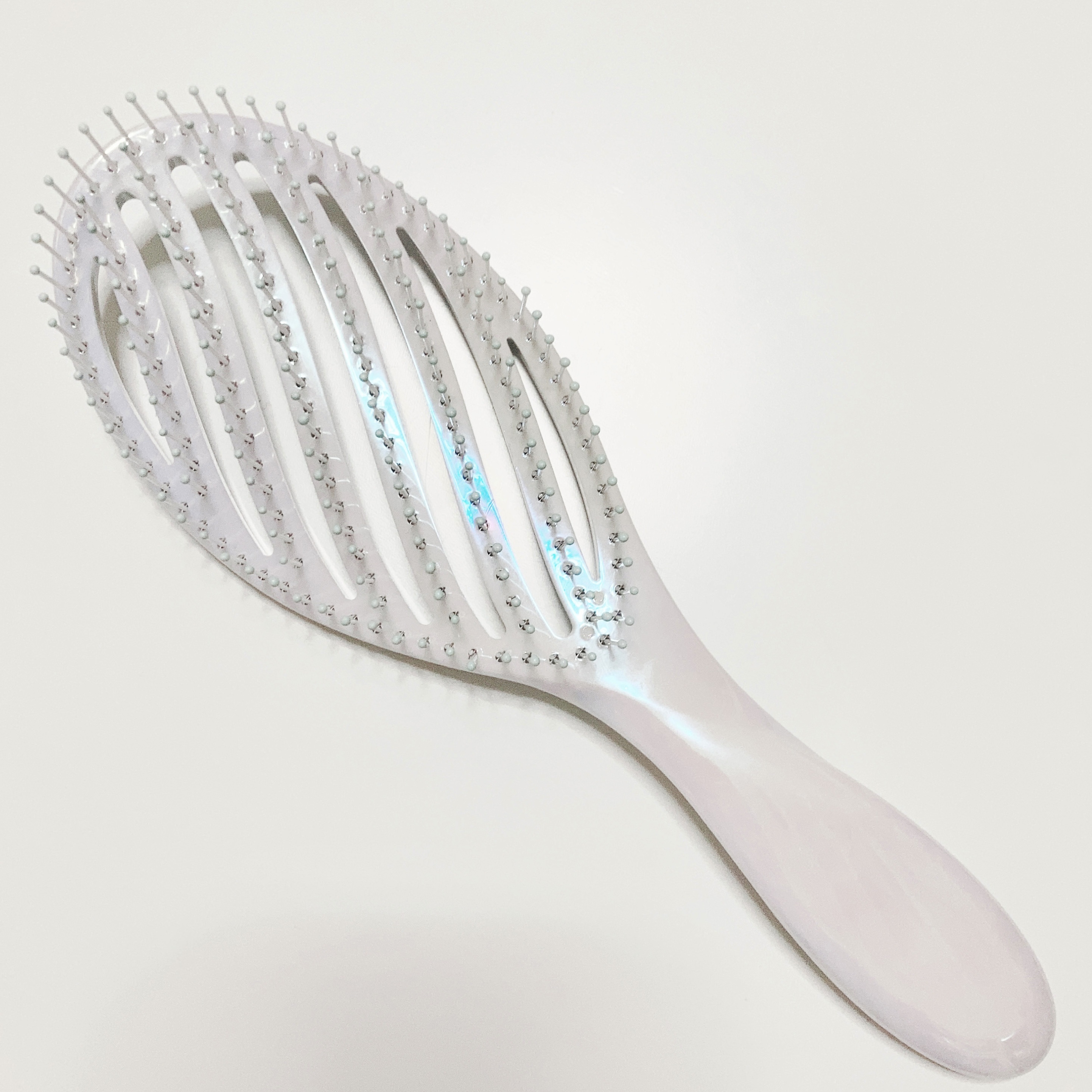 速乾ヘアブラシ/THREEPPY/ヘアブラシを使ったクチコミ（2枚目）